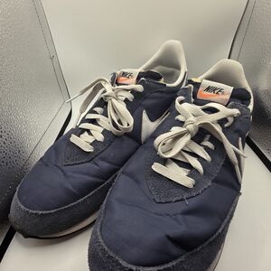 Nike Men's Navy Sneakers Sz 11 Pre-Owned No Box